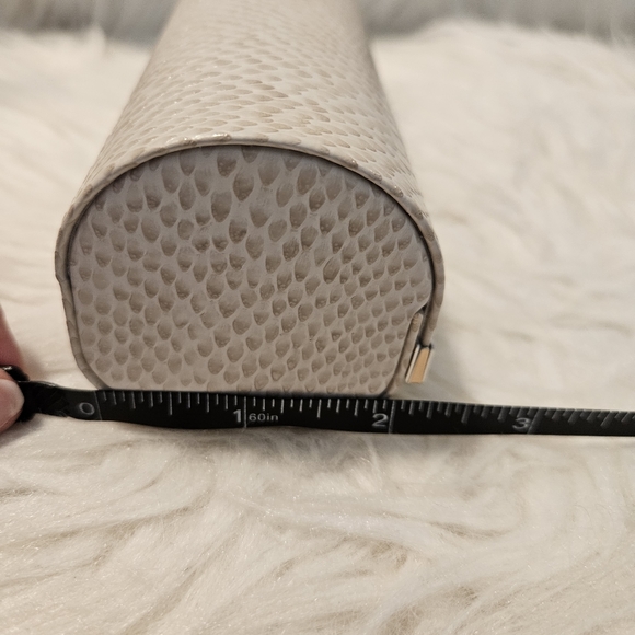 Jimmy Choo Eyeglass/ Sunglasses Case - Picture 8 of 8